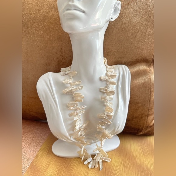 WOMENS Stick Pearl Necklace 50g Bib Choker Lightweight Off White 9’ Inch 5375 O - Picture 1 of 11